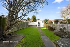 Rochester Avenue, FELTHAM
