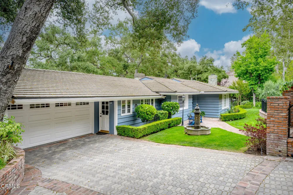 525 Berkshire Ave, La Canada Flintridge, CA 91011