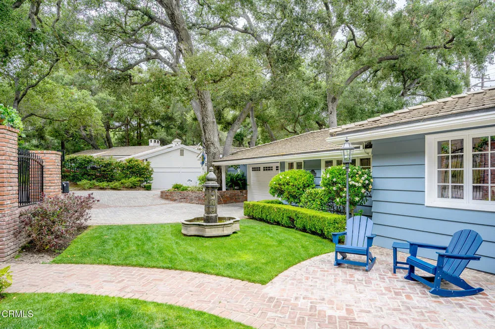 525 Berkshire Ave, La Canada Flintridge, CA 91011