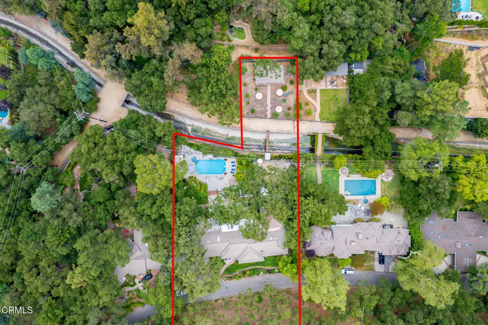 525 Berkshire Ave, La Canada Flintridge, CA 91011