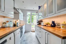 Sketty Road, Enfield