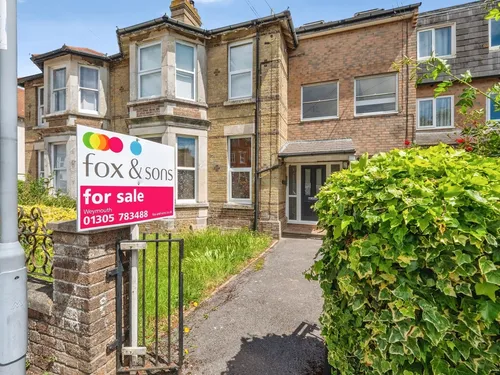 Glendinning Avenue, Weymouthphoto