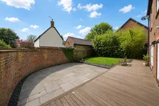 The Willows, Billingshurst, RH14 photo 3