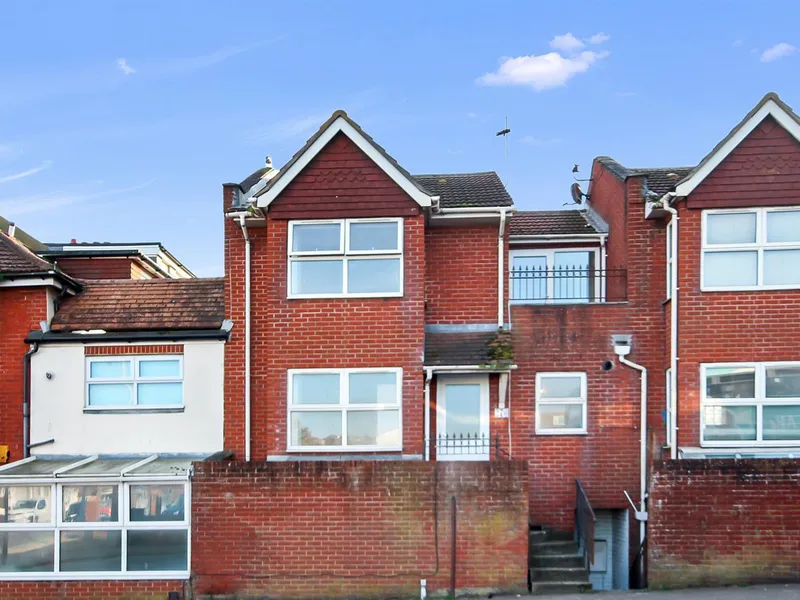 Property thumbnail 3 out of 3