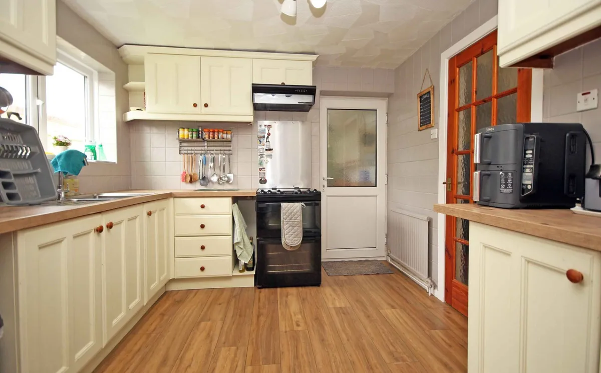 Roe Buck Estate, Llanfachraeth, Holyhead, Isle of Anglesey, LL65