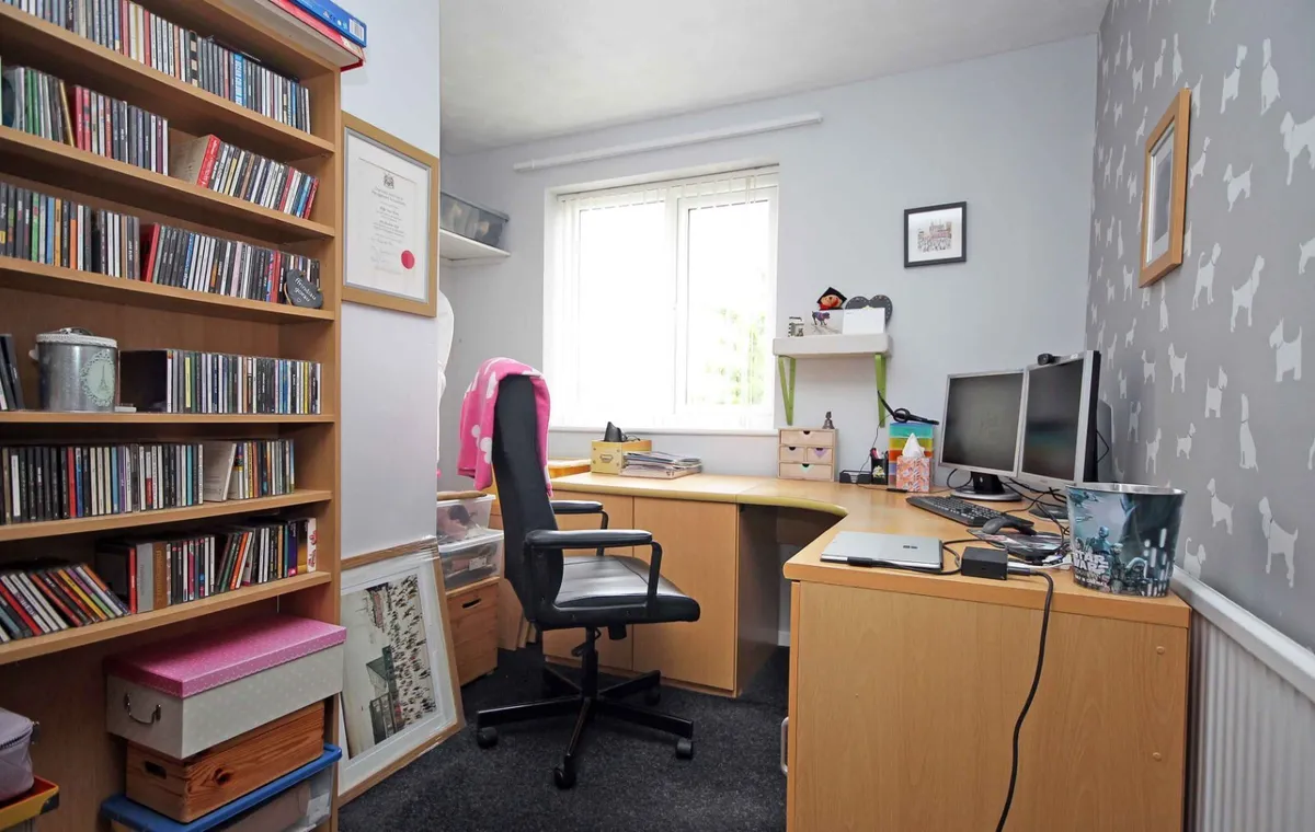 Roe Buck Estate, Llanfachraeth, Holyhead, Isle of Anglesey, LL65