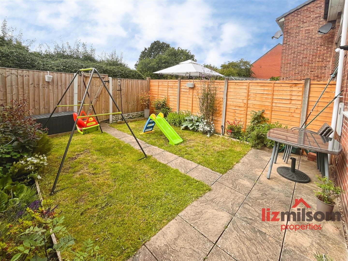 Oversetts Court, Swadlincote Image 9