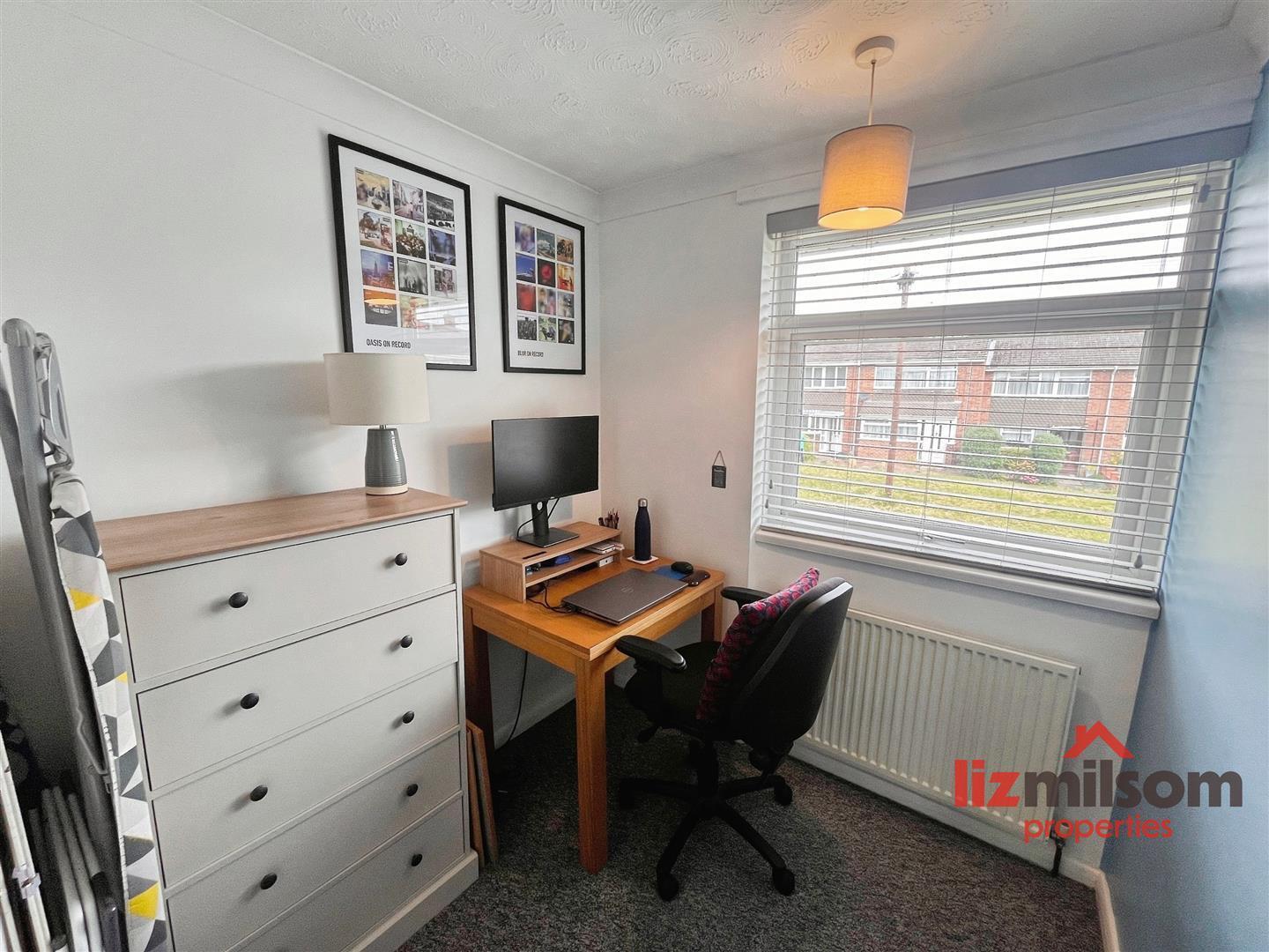Oversetts Court, Swadlincote Image 14