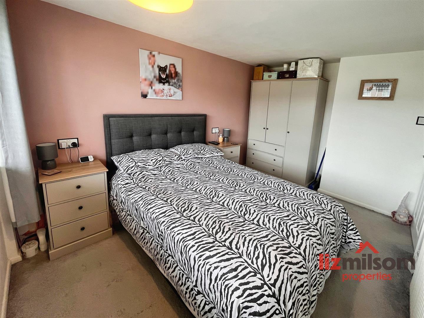 Oversetts Court, Swadlincote Image 16