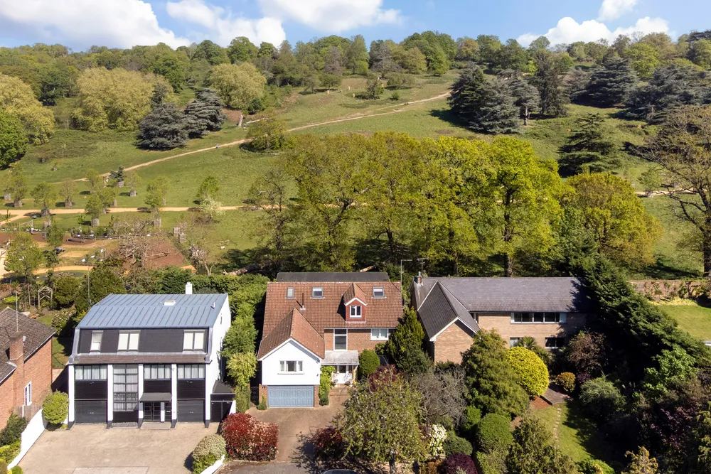 Cedar Heights, Richmond, TW10