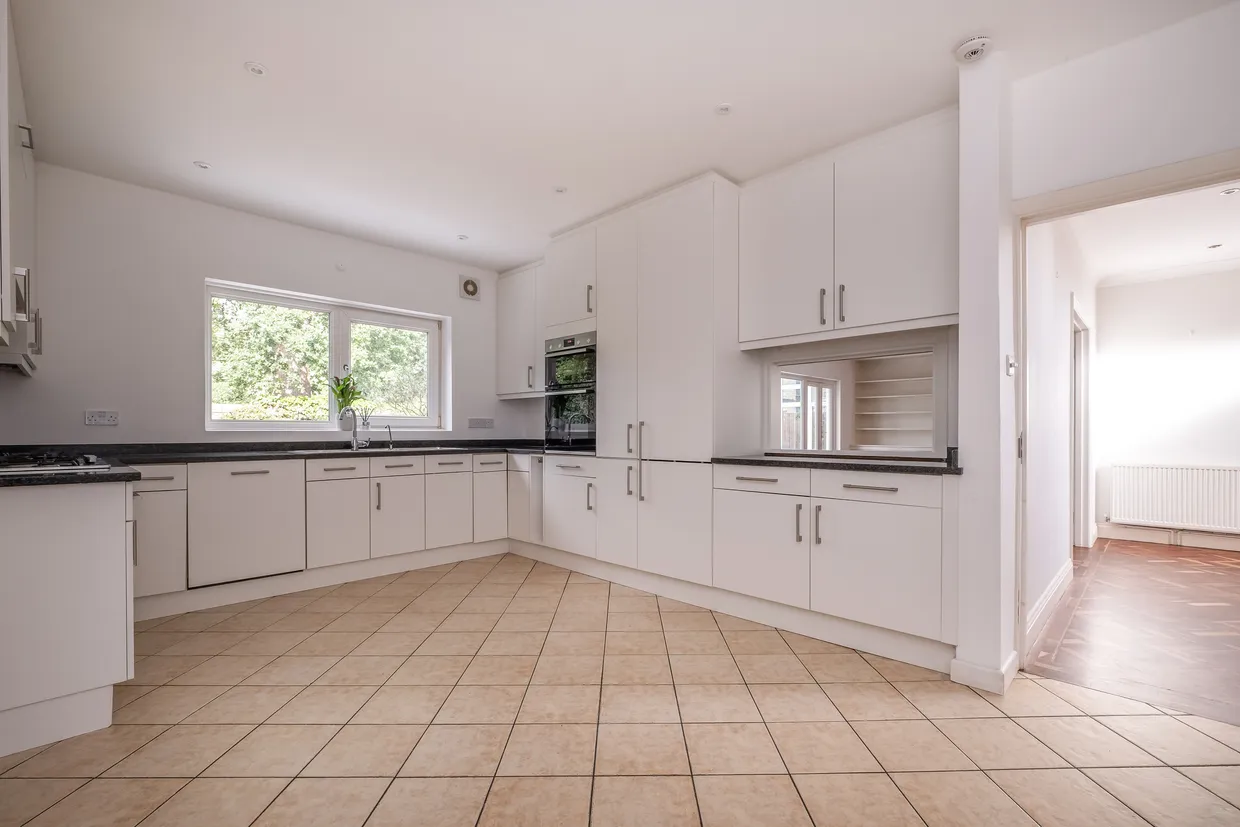 Cedar Heights, Richmond, TW10 photo 10