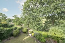 Cedar Heights, Richmond, TW10 photo 13
