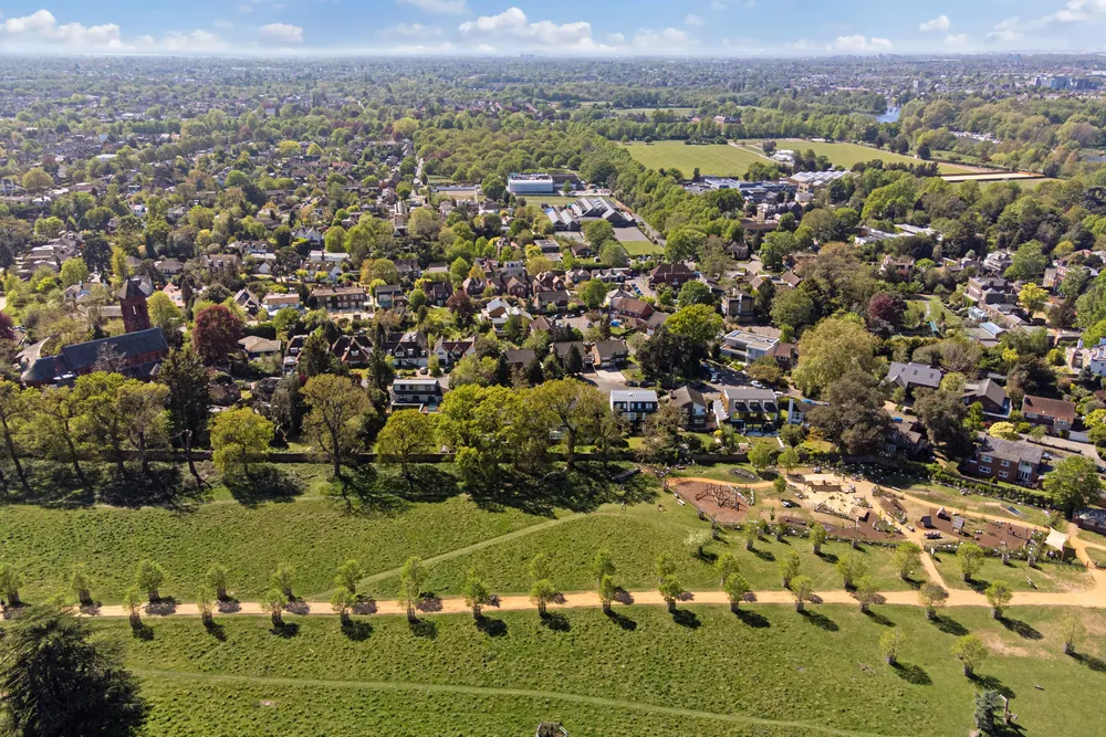 Cedar Heights, Richmond, TW10