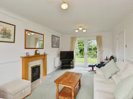 Gaddesden Crescent, Wavendon Gate, MILTON KEYNES thumb 2