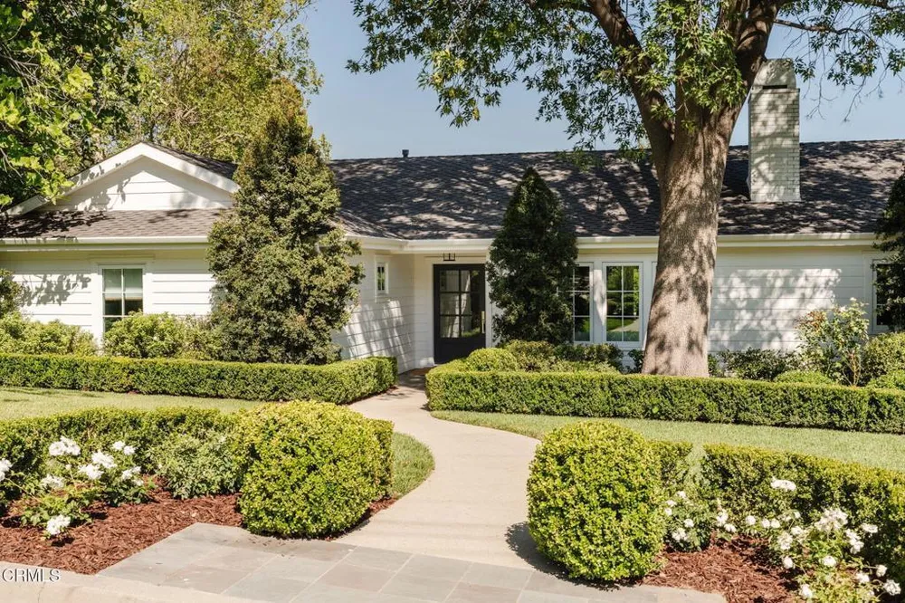 5120 Hayman Ave, La Canada Flintridge, CA 91011