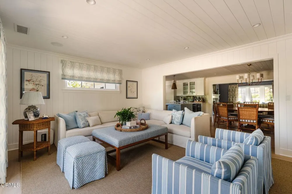5120 Hayman Ave, La Canada Flintridge, CA 91011