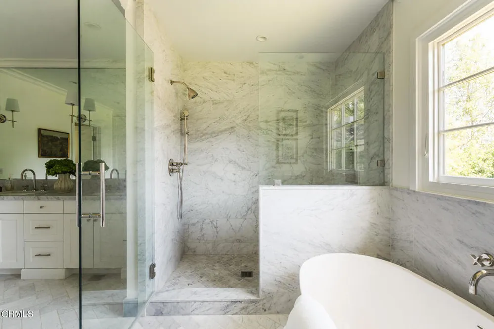 5120 Hayman Ave, La Canada Flintridge, CA 91011