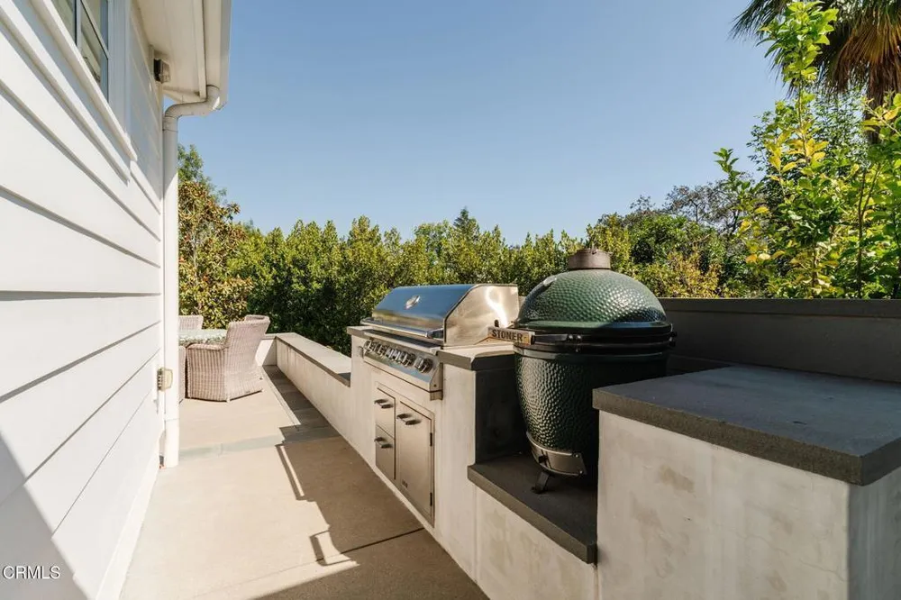 5120 Hayman Ave, La Canada Flintridge, CA 91011