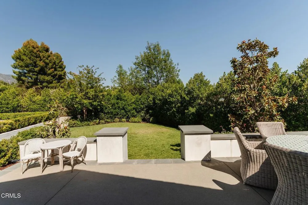 5120 Hayman Ave, La Canada Flintridge, CA 91011