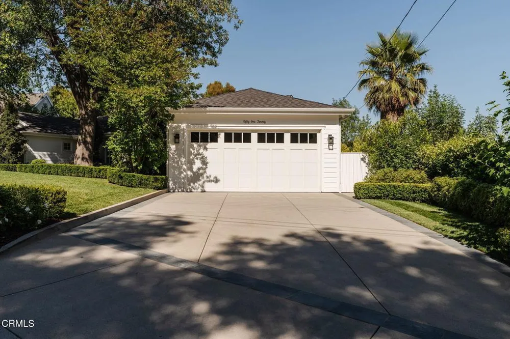 5120 Hayman Ave, La Canada Flintridge, CA 91011