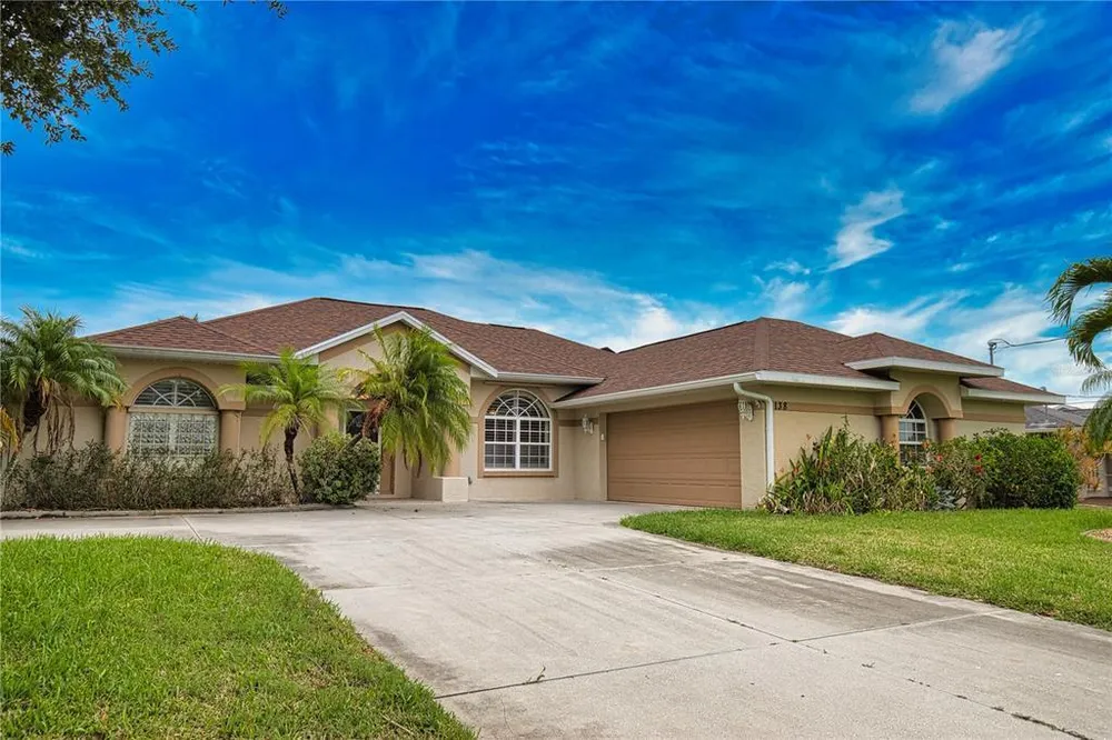 138 Broadmoor Ln, Rotonda, FL 33947