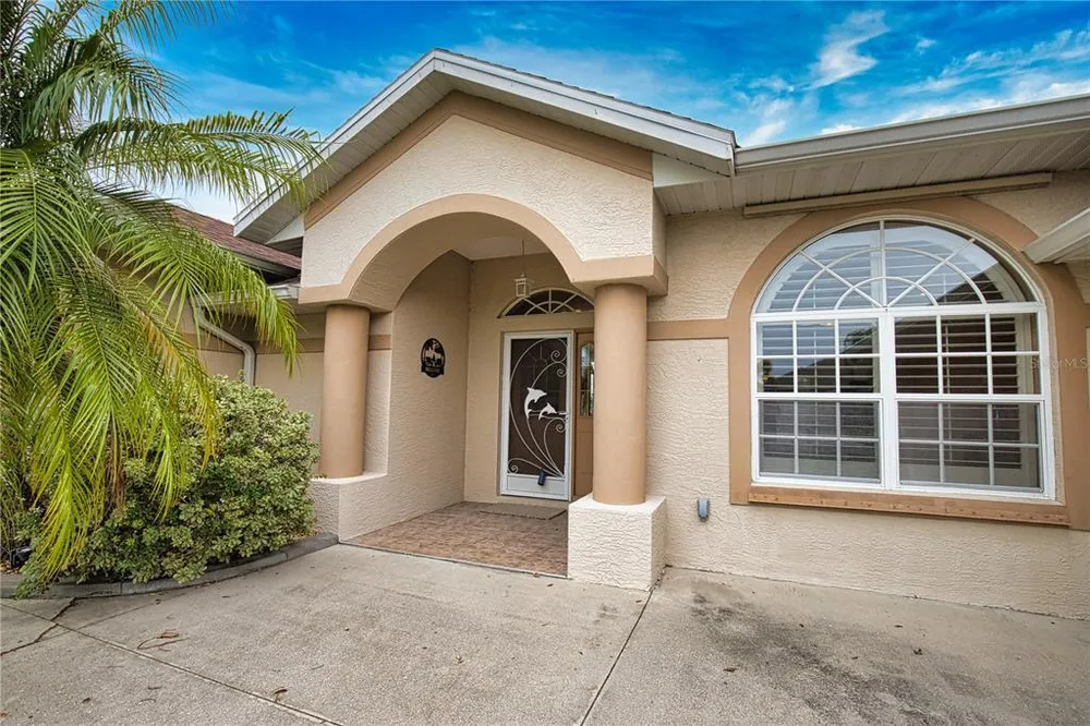 138 Broadmoor Ln, Rotonda, FL 33947