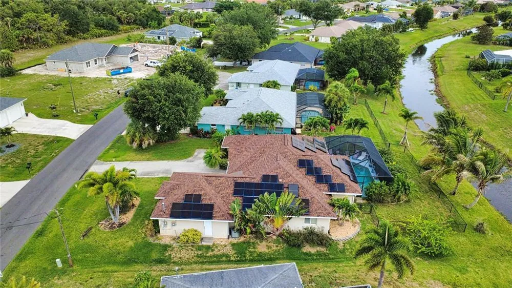 138 Broadmoor Ln, Rotonda, FL 33947