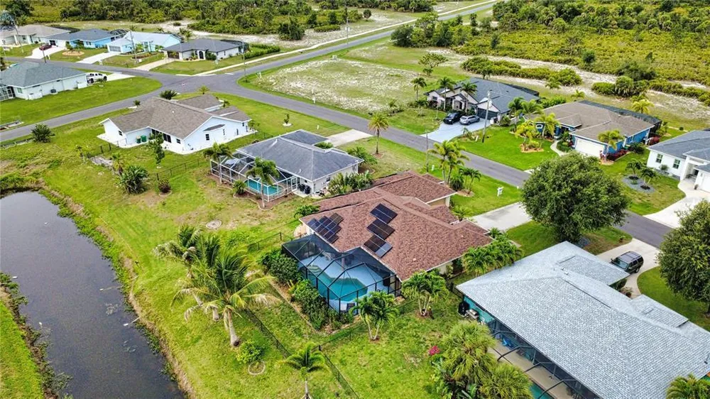 138 Broadmoor Ln, Rotonda, FL 33947