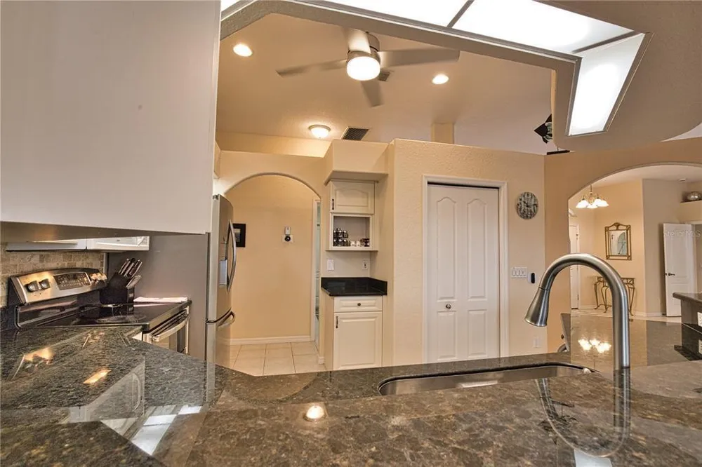 138 Broadmoor Ln, Rotonda, FL 33947