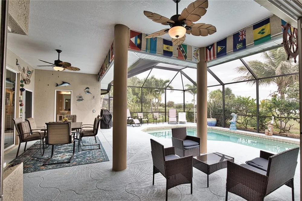138 Broadmoor Ln, Rotonda, FL 33947