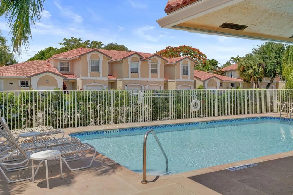 11646 NW 47th Dr, Coral Springs, FL 33076