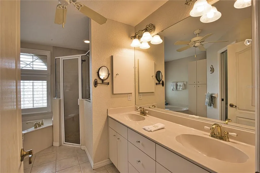138 Broadmoor Ln, Rotonda, FL 33947