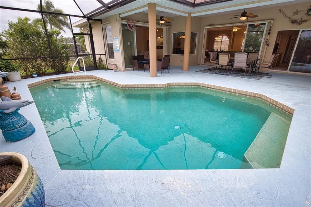 138 Broadmoor Ln, Rotonda, FL 33947