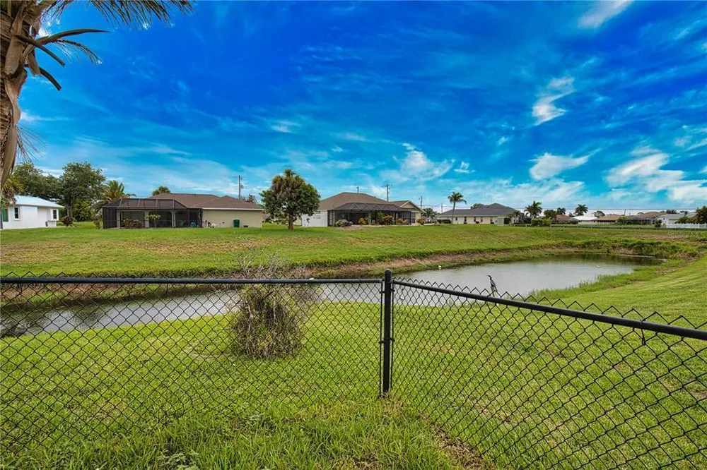 138 Broadmoor Ln, Rotonda, FL 33947