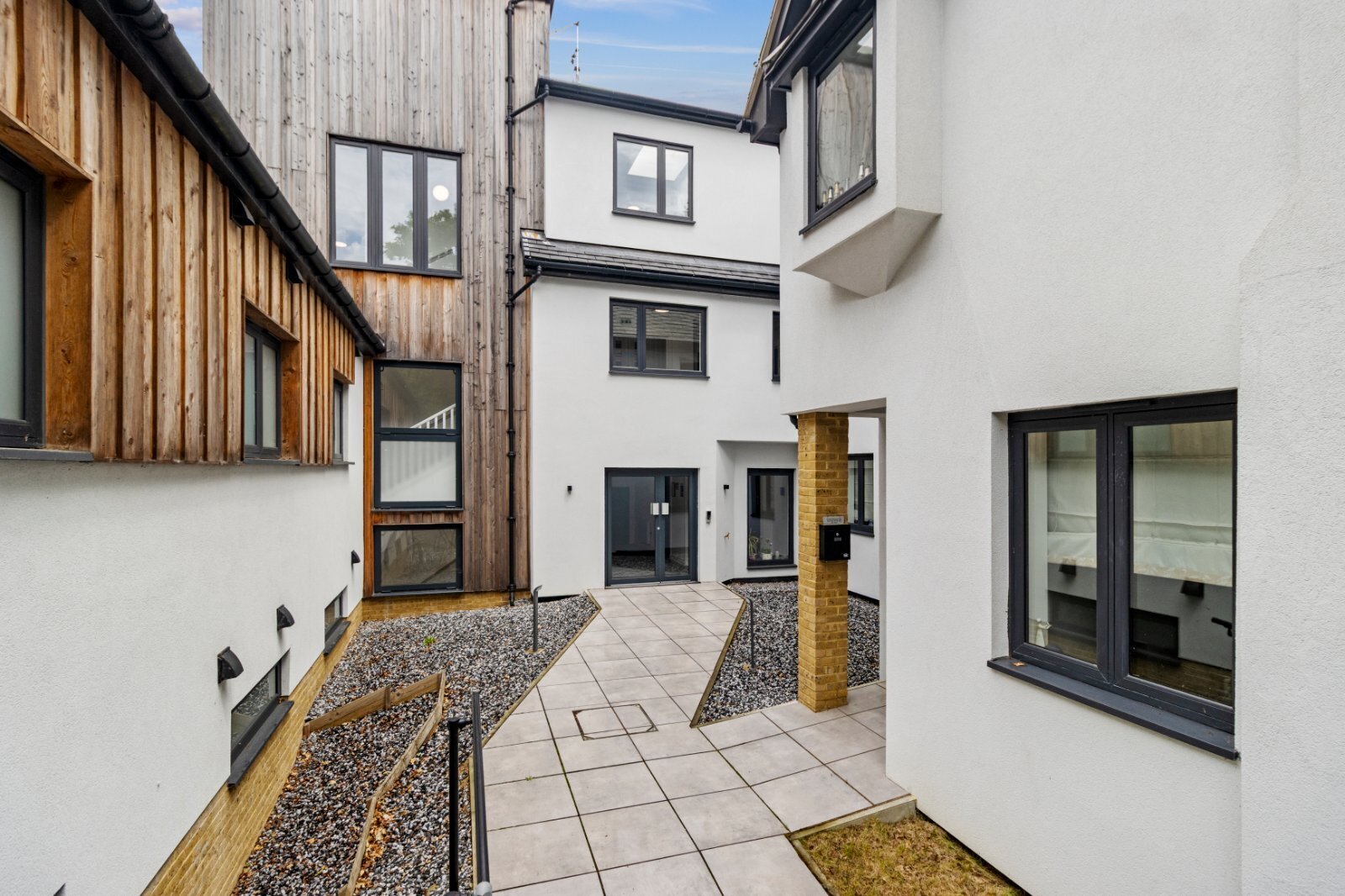Tonbridge Road, Pembury, Tunbridge Wells, Kent, TN2 Image 10
