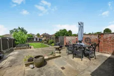 Cozens Road, Ware