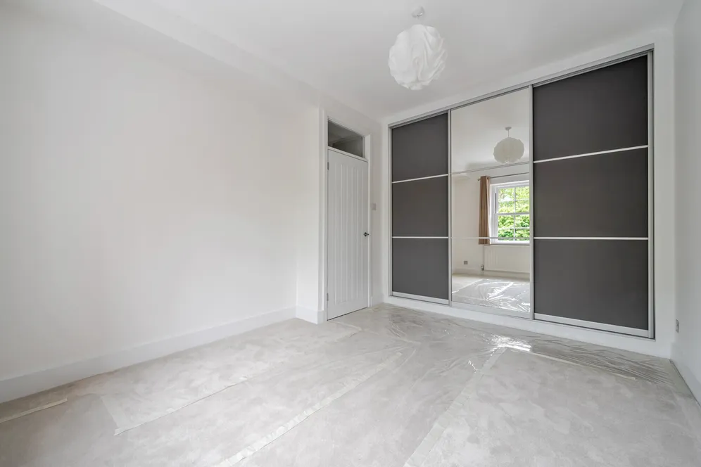Bulstrode Court, Gerrards Cross, SL9 photo 7