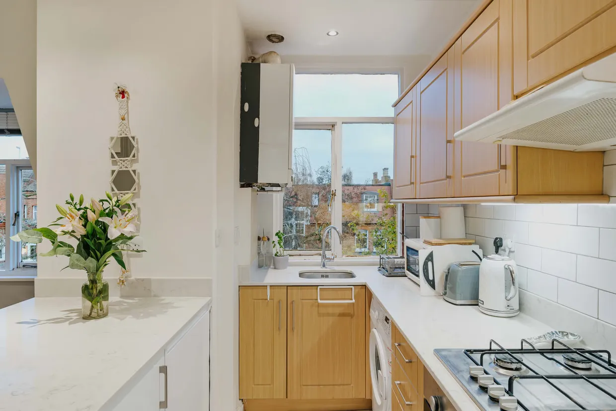 Greencroft Gardens, London, NW6 photo 4