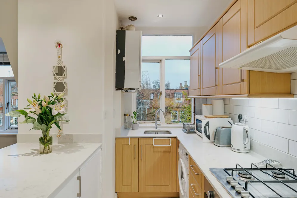 Greencroft Gardens, London, NW6 photo 4