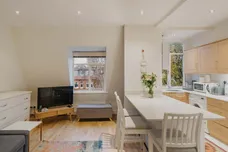 Greencroft Gardens, London, NW6 photo 8