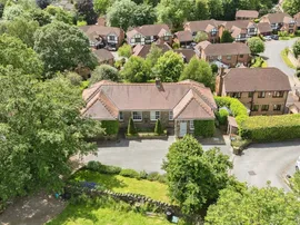 Lady Park Avenue, Bingley photo