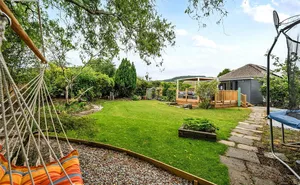 Avenue Road, Bovey Tracey, Newton Abbot, Devon, TQ13 photo