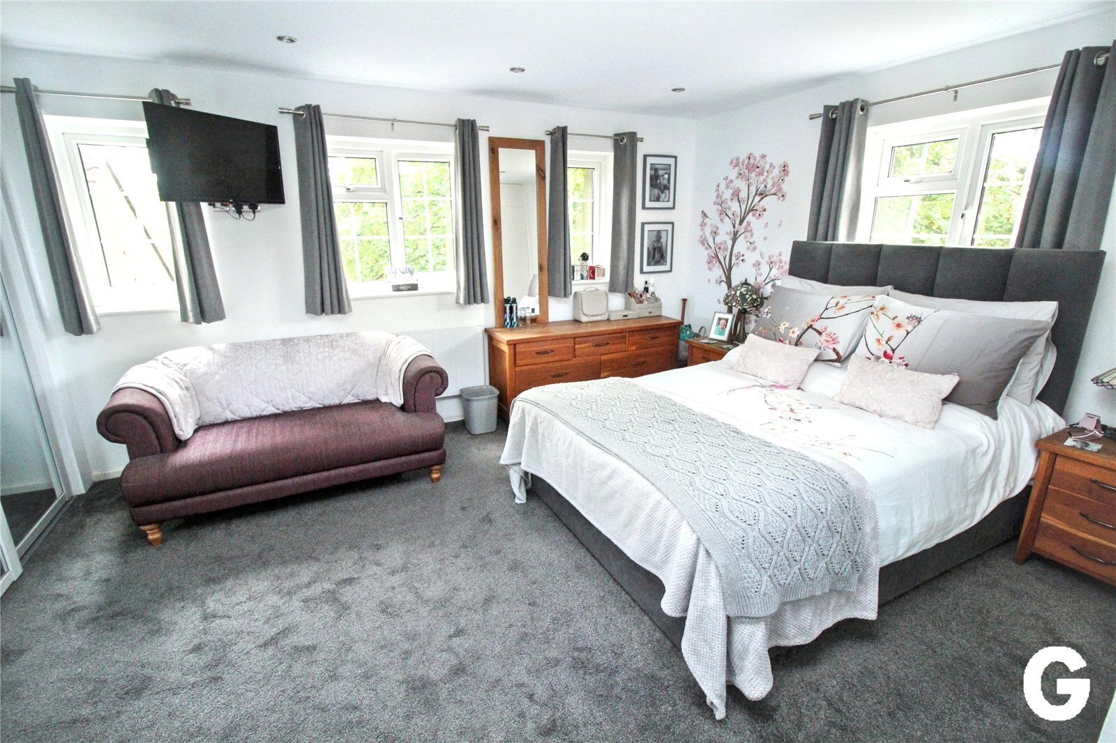 Orchard Mount, Ringwood, BH24 Image 6