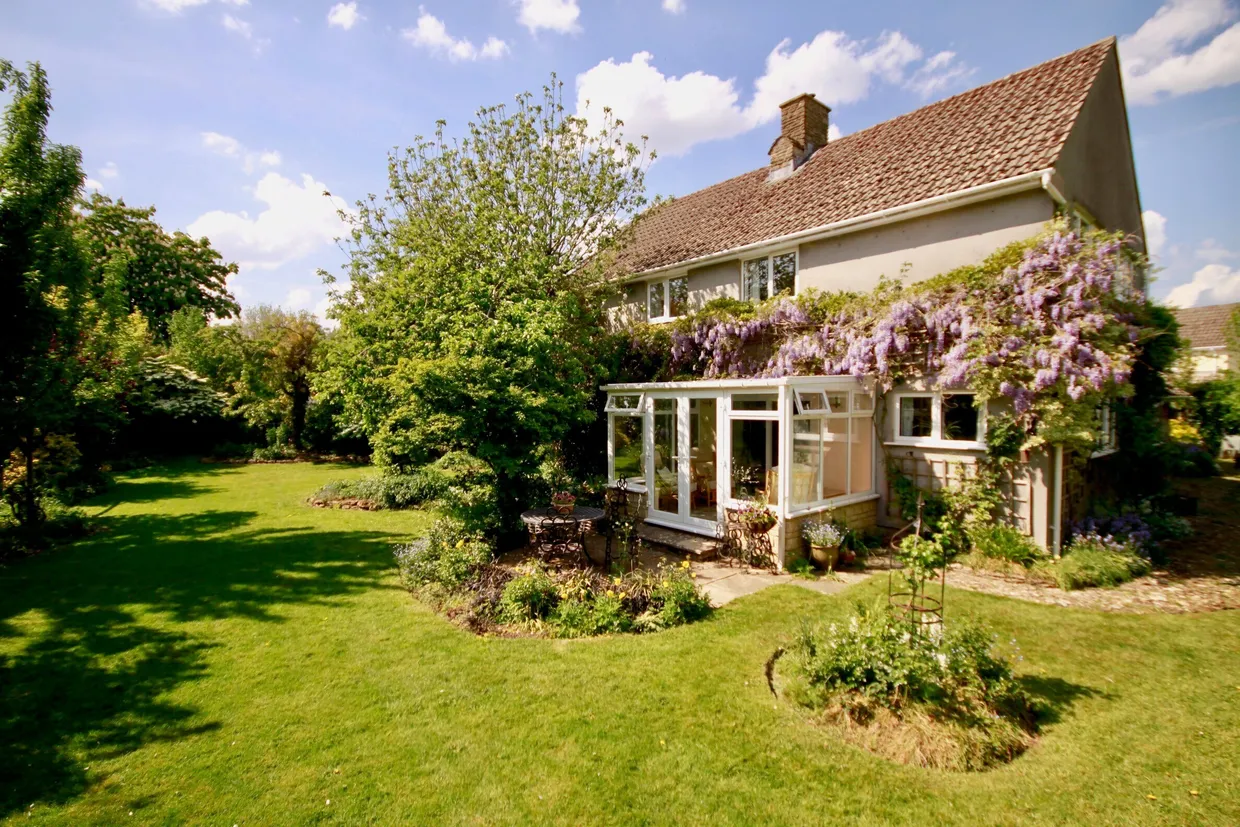 Hankerton, Malmesbury, SN16 photo 1