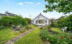 Greenbank Avenue, Kingsteignton, Newton Abbot, Devon, TQ12 photo