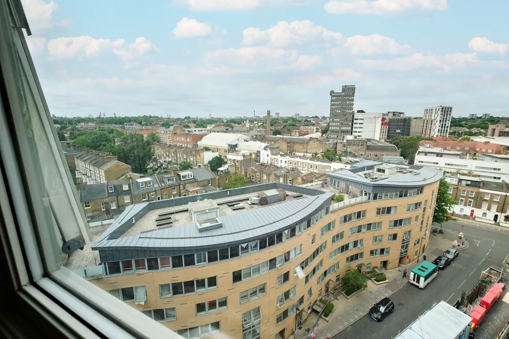 Queensland Road, London, N7 photo 11