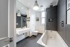 Prince Of Wales Drive, London, SW11 photo 6