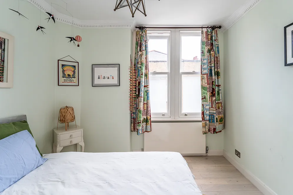 Prince Of Wales Drive, London, SW11 photo 15