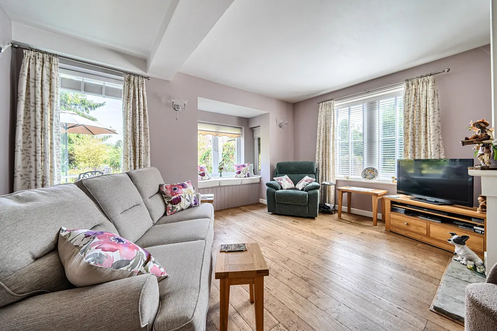 Elsted Road, South Harting, GU31 photo 4