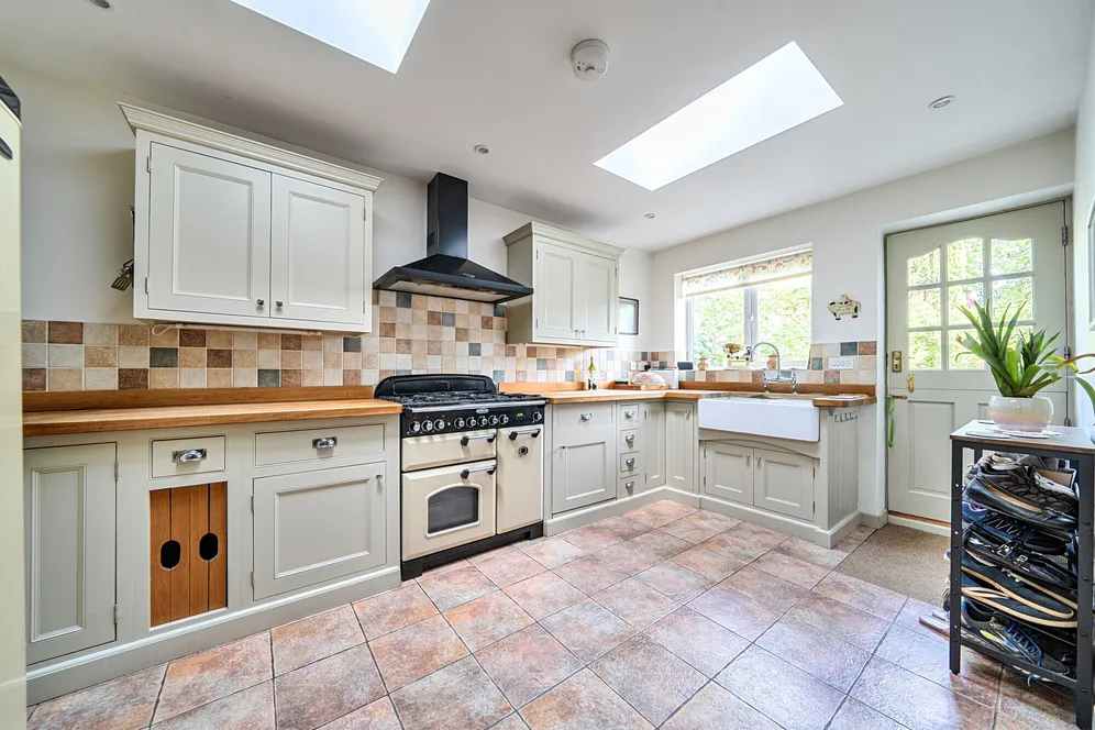 Elsted Road, South Harting, GU31 photo 5
